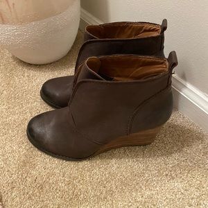 Wedge booties